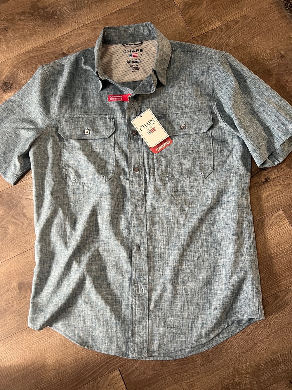 Chaps Performance Woven Short Sleeve Button Shirt Size Small New